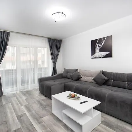 Cozy Апартаменти Брашов